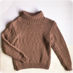 Cute Stylish Neutral Capsule Knitted Sweater